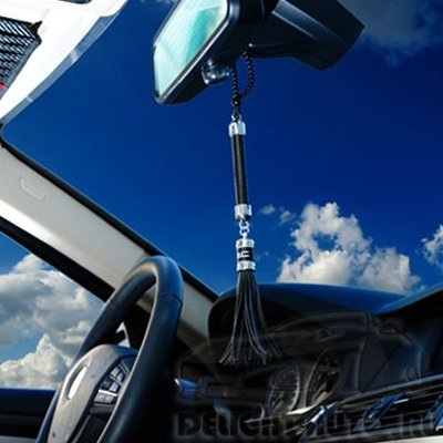 Подвеска на зеркало с кожаными кисточками WRC AWARD